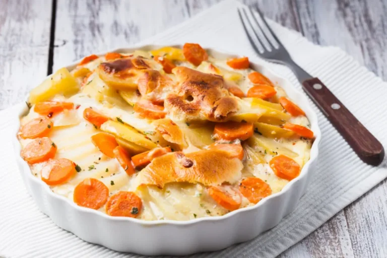 Gratin de pommes de terre et carottes