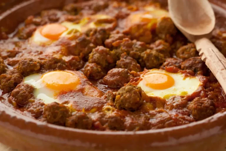 Tajine de Kefta aux œufs
