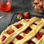 Voici Comment Réussir la Meilleure Tarte Fraise-Rhubarbe Sans Se Tromper