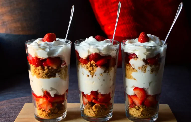 verrines de tiramisu aux fraises