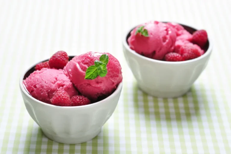 Glace à la framboise sans sorbetière